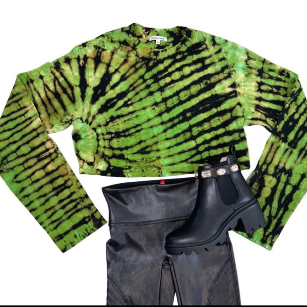 TOKYO LONG SLEEVE CROP